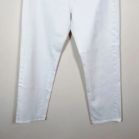 UNIQLO |  HIGH RISE STRAIGT LEG BOYFRIEND JEANS - Picture 5 of 13